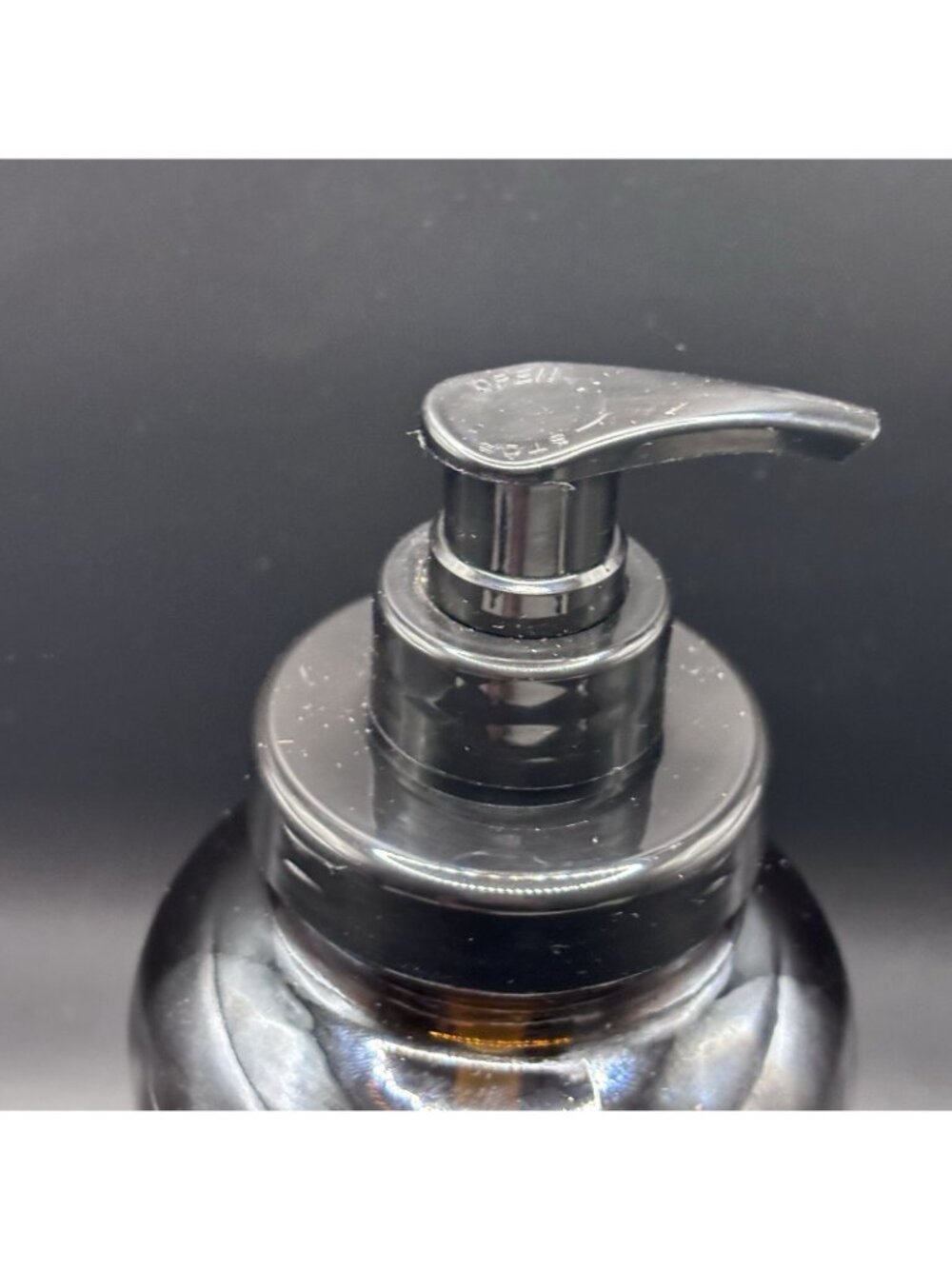 Apothecary 101 Collections Hand Wash Coconut Citrus 20 fl oz Dark Glass Bottle - Picture 9 of 16